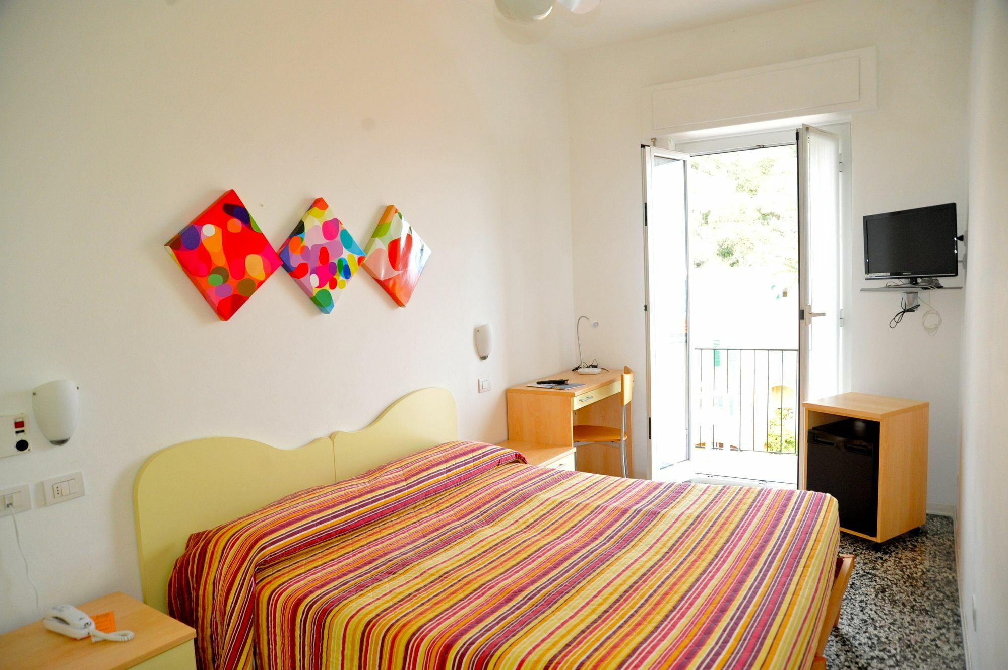 Hotel Al Capo Вариготи Екстериор снимка
